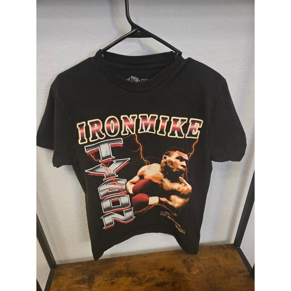 Mike Tyson Iron Mike Boxing Graphic Tee Hall of Fame Black T-Shirt S